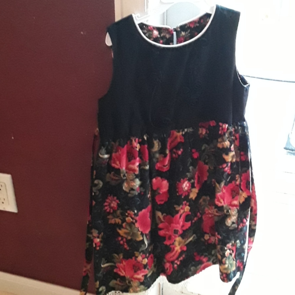 Black flower dress